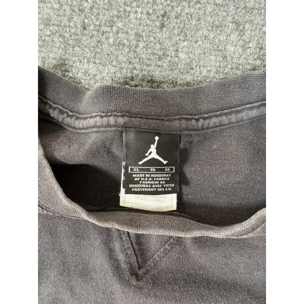 Vintage Y2K Jordan 23 T Shirt Mens XL Black Red Jumpman Basketball Graphic Tee